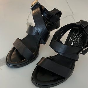 Donald Pliner Couture black leather strappy heels
